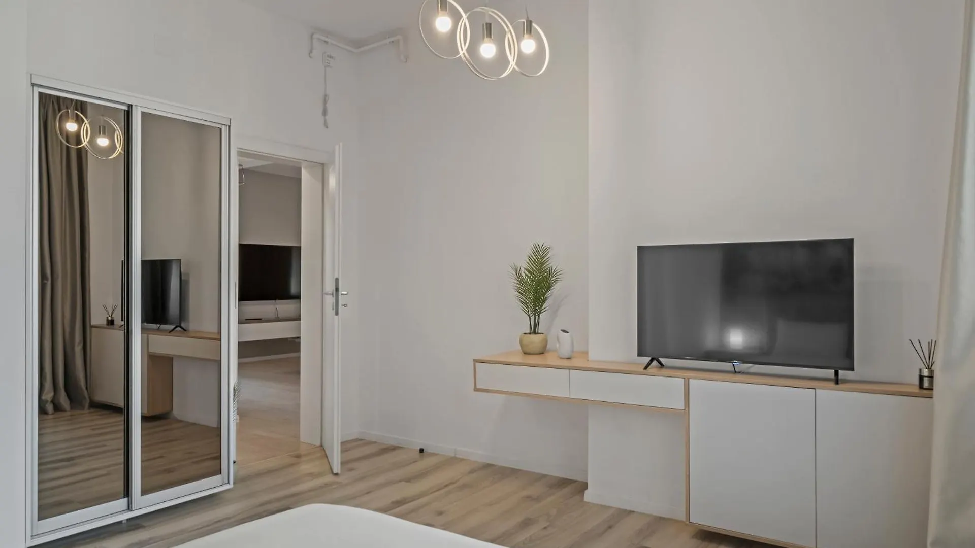 Apartamento Urban Heaven In Piata Universitatii Bucareste